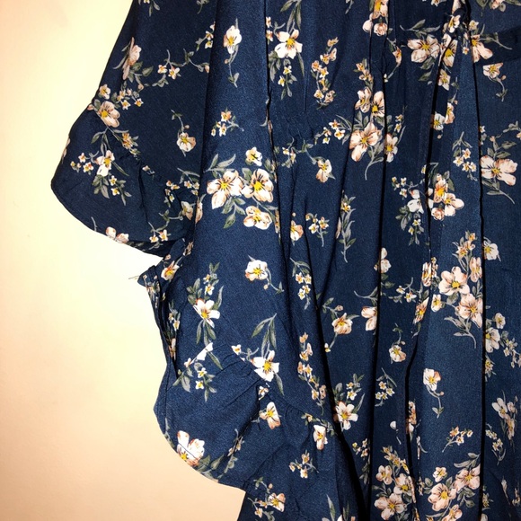 Cardigan - Picture 3 of 4